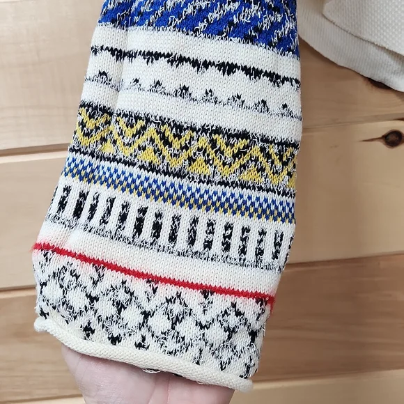 Like new Free People Sweater bell sleeves mixed pattern boho sweater fairground - Picture 2 of 7